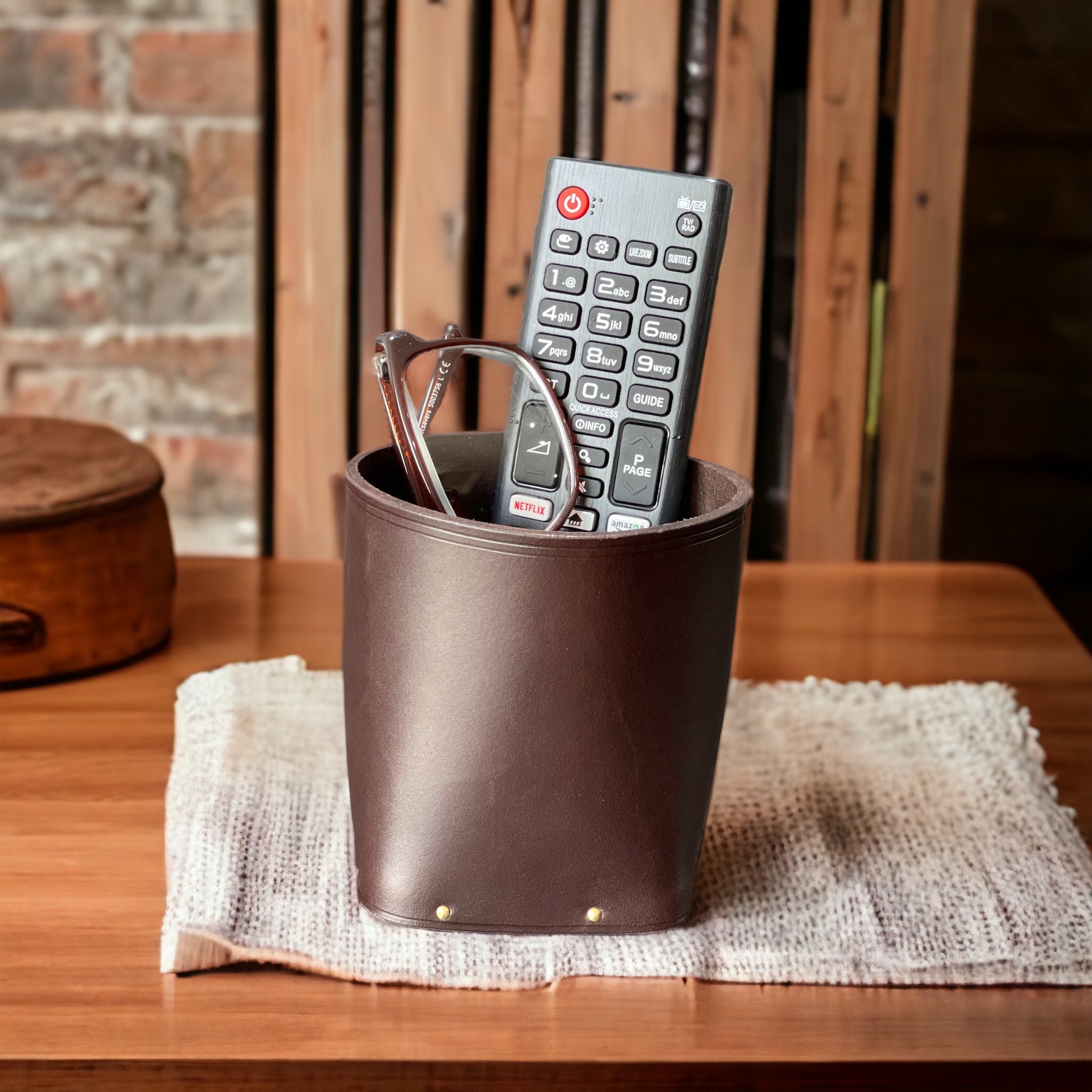 The Simple Little Leather Pot
