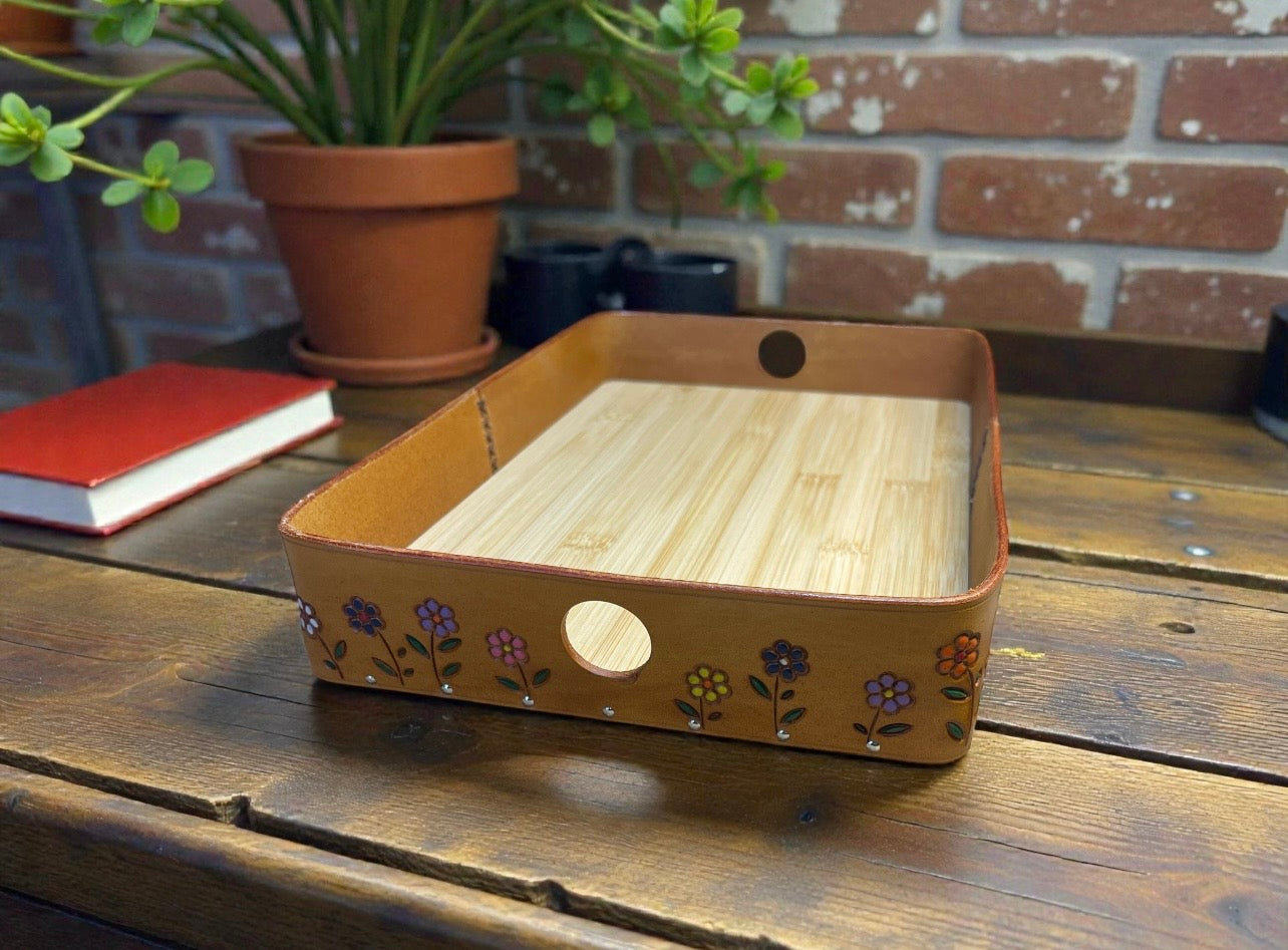 The Daisy Tray