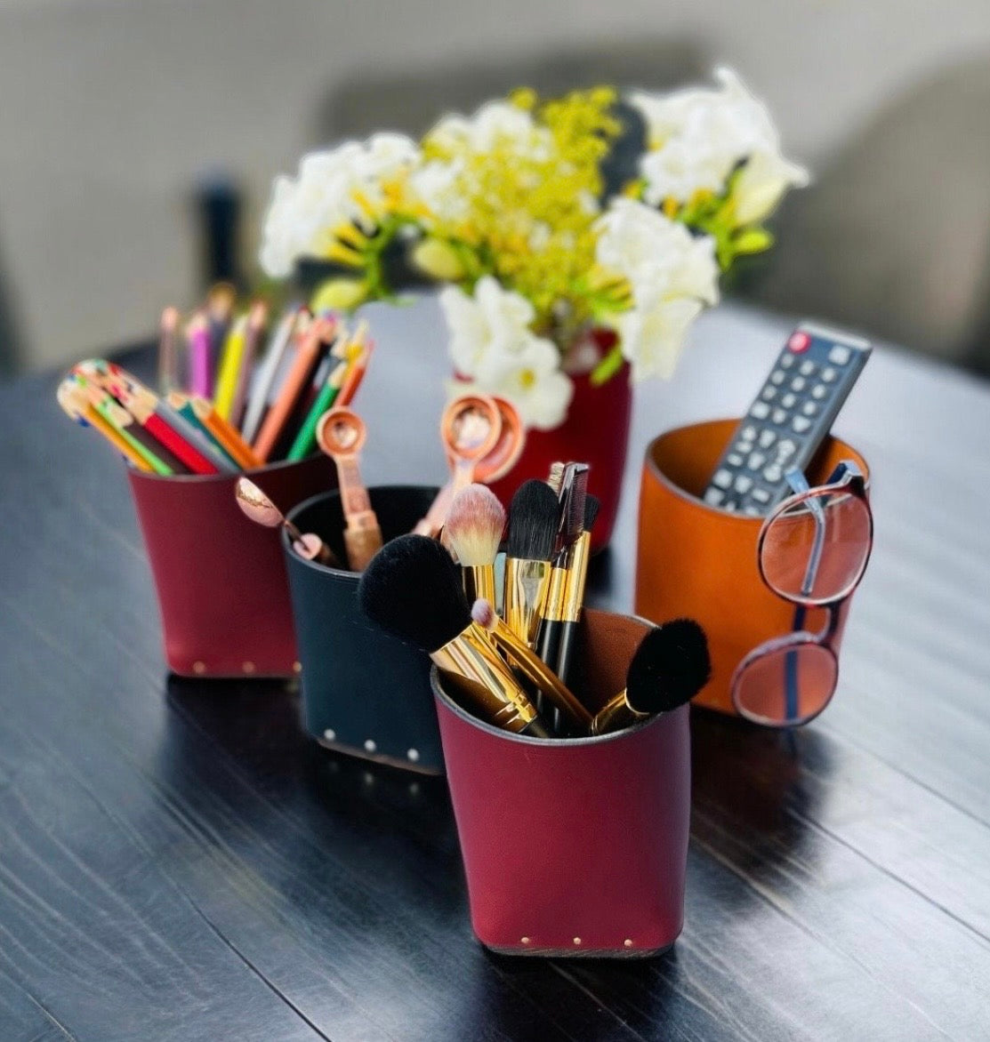 The little leather pot