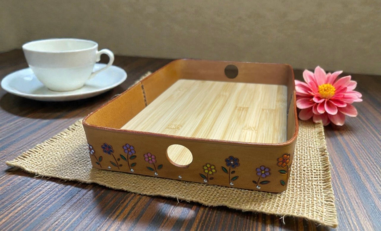 The Daisy Tray